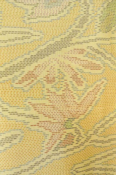 画像7: O1002M 女性用 紬   シルク（正絹） 淡い黄色,  花 【中古】【USED】【リサイクル】 ★★★★☆【O1002M】 (7)