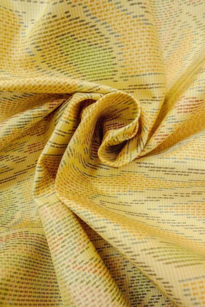 画像12: O1002M 女性用 紬   シルク（正絹） 淡い黄色,  花 【中古】【USED】【リサイクル】 ★★★★☆【O1002M】 (12)