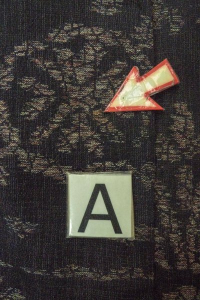 画像14: O1002P 女性用 織   シルク（正絹） 黒,  唐花 【中古】【USED】【リサイクル】 ★★★☆☆【O1002P】 (14)