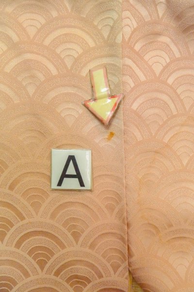 画像15: O1002R 女性用 色無地   シルク（正絹） 淡い薄い桃色,  【中古】【USED】【リサイクル】 ★★☆☆☆【O1002R】 (15)