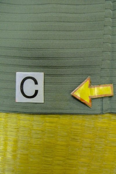 画像19: O1002S 女性用 色無地   シルク（正絹） 薄い灰色がかった緑色,  【中古】【USED】【リサイクル】 ★★☆☆☆【O1002S】 (19)