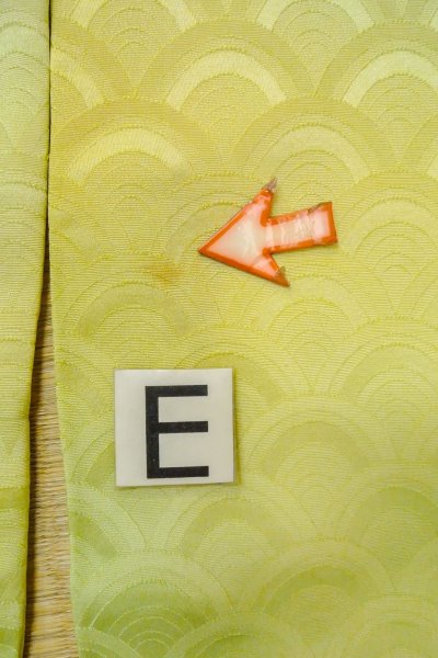 画像18: O1002T 女性用 色無地   シルク（正絹） 光沢のある薄い黄緑色,  【中古】【USED】【リサイクル】 ★★☆☆☆【O1002T】 (18)