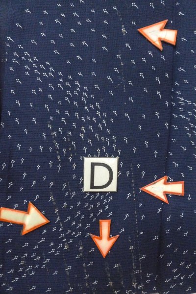 画像18: O1002U 女性用 単衣   シルク（正絹） 深い藍,  抽象的模様 【中古】【USED】【リサイクル】 ★★☆☆☆【O1002U】 (18)