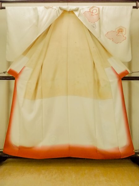 画像3: O1003A 女性用 訪問着   シルク（正絹） 光沢のあるアイボリー,  花 【中古】【USED】【リサイクル】 ★★☆☆☆【O1003A】 (3)