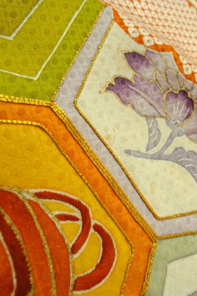 画像10: O1003A 女性用 訪問着   シルク（正絹） 光沢のあるアイボリー,  花 【中古】【USED】【リサイクル】 ★★☆☆☆【O1003A】 (10)