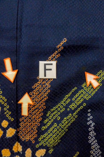 画像22: O1003C 女性用 訪問着   シルク（正絹） 深い藍,  花 【中古】【USED】【リサイクル】 ★★☆☆☆【O1003C】 (22)