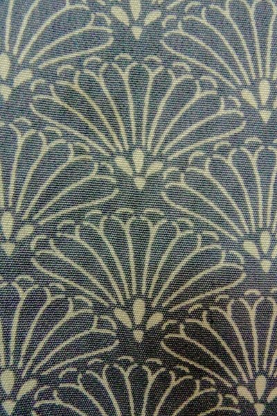 画像8: O1003D 女性用 訪問着   シルク（正絹） 淡い灰色がかった水色,  菊 【中古】【USED】【リサイクル】 ★★☆☆☆【O1003D】 (8)