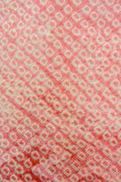 画像11: O1003F 女性用 振袖   シルク（正絹） 光沢のある白,  菊 【中古】【USED】【リサイクル】 ★★☆☆☆【O1003F】 (11)