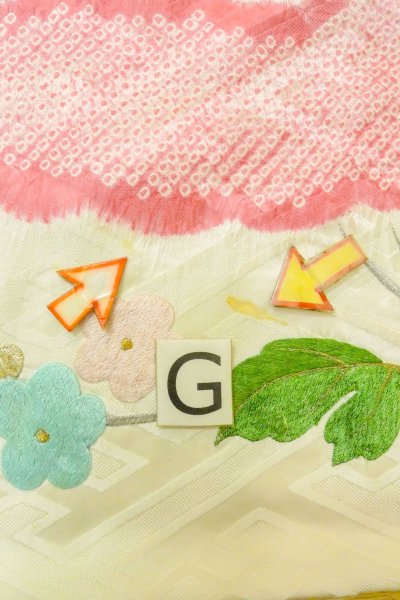 画像27: O1003F 女性用 振袖   シルク（正絹） 光沢のある白,  菊 【中古】【USED】【リサイクル】 ★★☆☆☆【O1003F】 (27)