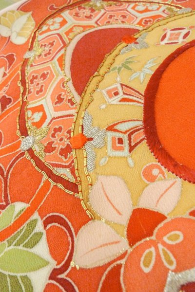 画像28: O1105A 女性用 振袖   シルク（正絹） 薄い桃色,  ぼたん 【中古】【USED】【リサイクル】 ★★☆☆☆【O1105A】 (28)