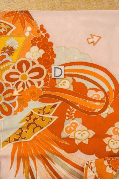 画像36: O1105A 女性用 振袖   シルク（正絹） 薄い桃色,  ぼたん 【中古】【USED】【リサイクル】 ★★☆☆☆【O1105A】 (36)