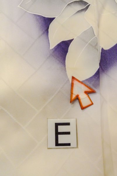 画像26: O1126B 女性用 振袖   シルク（正絹） 白,  バラ 【中古】【USED】【リサイクル】 ★★★☆☆【O1126B】 (26)