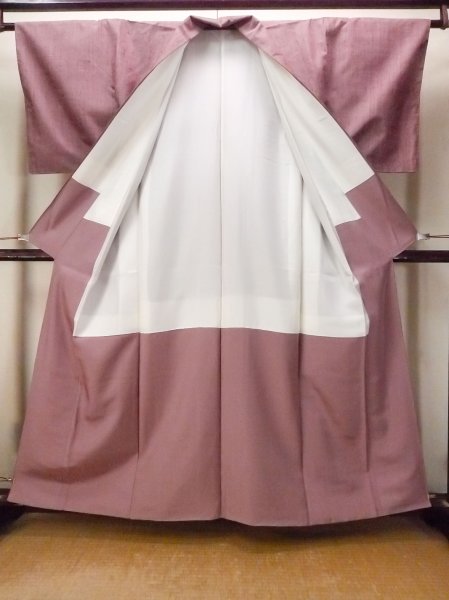 画像2: O1126C 女性用 紬   シルク（正絹） 灰色がかった赤色,  【中古】【USED】【リサイクル】 ★★★☆☆【O1126C】 (2)