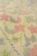 画像10: O1126D 女性用 紬  十日町紬  シルク（正絹） アイボリー,  花 【中古】【USED】【リサイクル】 ★★★★☆【O1126D】 (10)