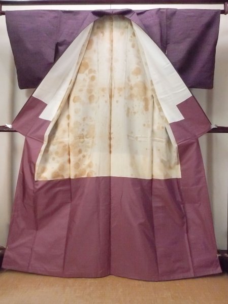 画像2: O1126E 女性用 紬   シルク（正絹） 深い紫色,  【中古】【USED】【リサイクル】 ★★★★☆【O1126E】 (2)