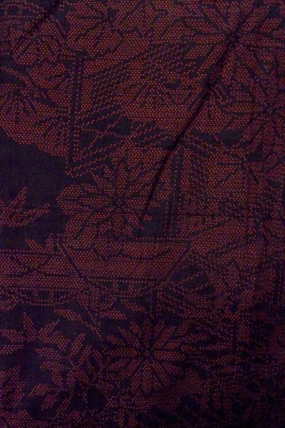 画像3: O1126F 女性用 紬   シルク（正絹） 黒,  菊 【中古】【USED】【リサイクル】 ★★☆☆☆【O1126F】 (3)