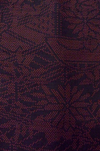 画像6: O1126F 女性用 紬   シルク（正絹） 黒,  菊 【中古】【USED】【リサイクル】 ★★☆☆☆【O1126F】 (6)