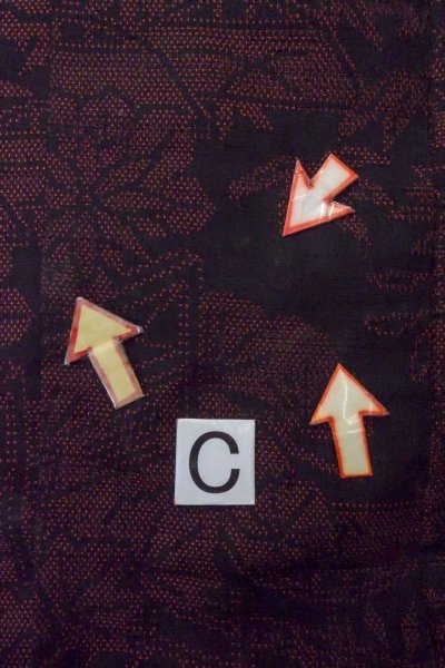 画像16: O1126F 女性用 紬   シルク（正絹） 黒,  菊 【中古】【USED】【リサイクル】 ★★☆☆☆【O1126F】 (16)