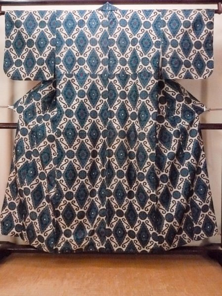 画像1: O1126N 女性用 織   シルク（正絹） 深い緑色,  花 【中古】【USED】【リサイクル】 ★★★☆☆【O1126N】 (1)