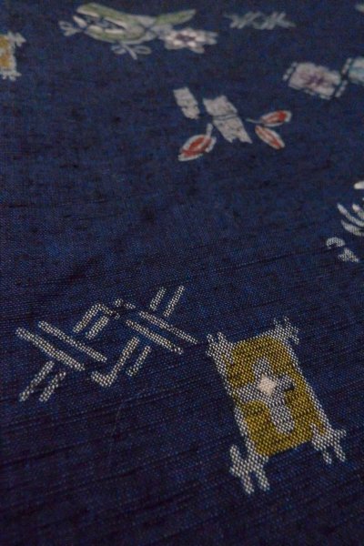 画像10: O1126T 女性用 紬   シルク（正絹） 藍,  花 【中古】【USED】【リサイクル】 ★★★★☆【O1126T】 (10)