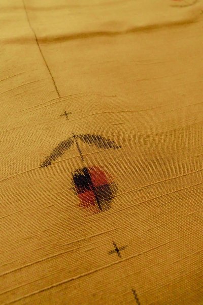 画像10: O1126X 女性用 紬   シルク（正絹） 深い黄色,  花 【中古】【USED】【リサイクル】 ★★★★☆【O1126X】 (10)