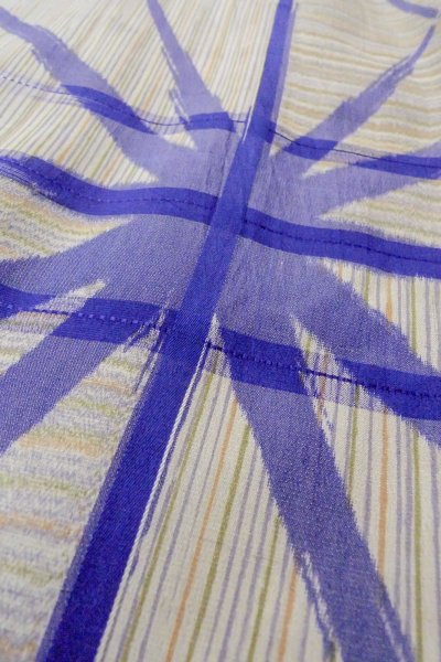 画像9: O1127C 女性用 単衣   シルク（正絹） 薄い灰色,  線 【中古】【USED】【リサイクル】 ★☆☆☆☆【O1127C】 (9)