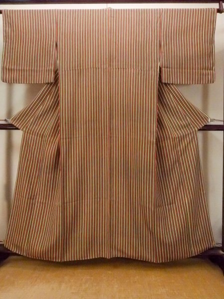 画像1: O1127D 女性用 小紋   シルク（正絹） 緑色,  縞 【中古】【USED】【リサイクル】 ★★★☆☆【O1127D】 (1)