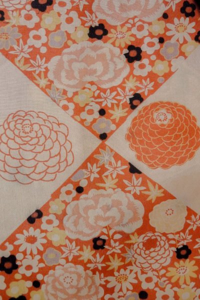 画像13: O1205A 女性用 羽織   シルク（正絹） 深い赤色,  花 【中古】【USED】【リサイクル】 ★☆☆☆☆【O1205A】 (13)