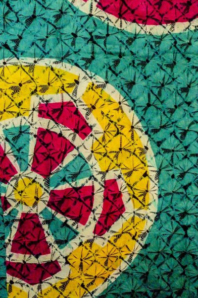 画像4: O1205C 女性用 羽織   シルク（正絹） 鮮やか青緑色,  車輪 【中古】【USED】【リサイクル】 ★☆☆☆☆【O1205C】 (4)