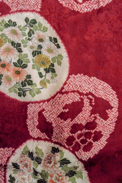 画像4: O1205F 女性用 羽織   シルク（正絹） 赤色,  ぼたん 【中古】【USED】【リサイクル】 ★★☆☆☆【O1205F】 (4)