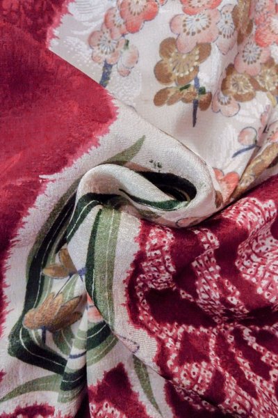 画像11: O1205F 女性用 羽織   シルク（正絹） 赤色,  ぼたん 【中古】【USED】【リサイクル】 ★★☆☆☆【O1205F】 (11)