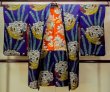 画像1: O1205G 女性用 羽織   シルク（正絹） 鮮やか紫色,  花 【中古】【USED】【リサイクル】 ★★★☆☆【O1205G】 (1)