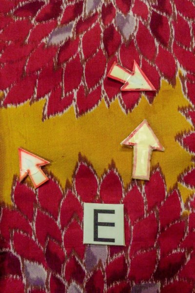 画像20: O1205J 女性用 羽織   シルク（正絹） 深い赤色,  花 【中古】【USED】【リサイクル】 ★★☆☆☆【O1205J】 (20)