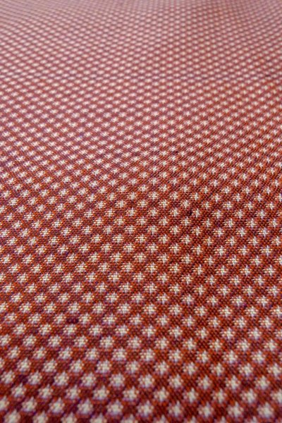 画像9: O1209A 女性用 紬   シルク（正絹） 深い赤色,  十字 【中古】【USED】【リサイクル】 ★★★★☆【O1209A】 (9)