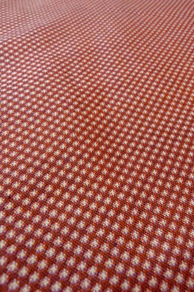 画像10: O1209A 女性用 紬   シルク（正絹） 深い赤色,  十字 【中古】【USED】【リサイクル】 ★★★★☆【O1209A】 (10)