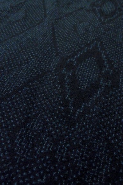 画像8: O1209B 女性用 紬   シルク（正絹） 深い紺,  かのこ 【中古】【USED】【リサイクル】 ★★★★☆【O1209B】 (8)