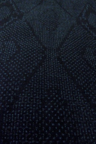 画像9: O1209B 女性用 紬   シルク（正絹） 深い紺,  かのこ 【中古】【USED】【リサイクル】 ★★★★☆【O1209B】 (9)