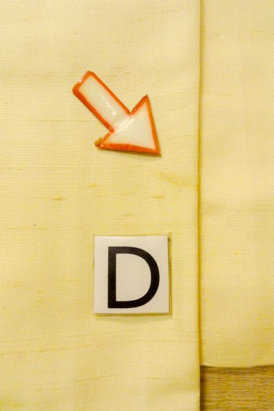 画像17: O1209F 女性用 紬   シルク（正絹） 淡い黄色,  うず 【中古】【USED】【リサイクル】 ★★★☆☆【O1209F】 (17)