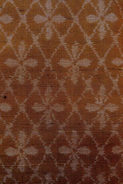 画像6: O1209I 女性用 紬   シルク（正絹） 赤み茶色,  花菱 【中古】【USED】【リサイクル】 ★★★★☆【O1209I】 (6)