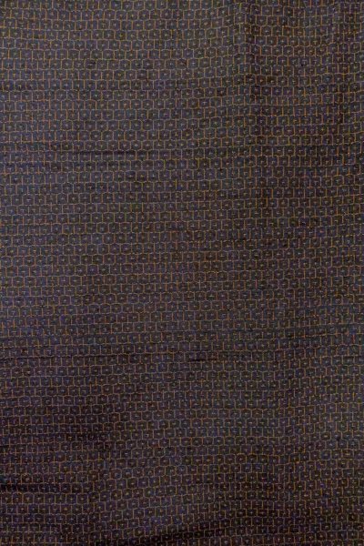 画像4: O1209J 女性用 紬   シルク（正絹） 深い黒,  亀甲 【中古】【USED】【リサイクル】 ★★★★☆【O1209J】 (4)