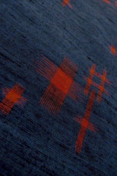 画像9: O1209K 女性用 紬   シルク（正絹） 深い藍,  十字 【中古】【USED】【リサイクル】 ★★★★☆【O1209K】 (9)