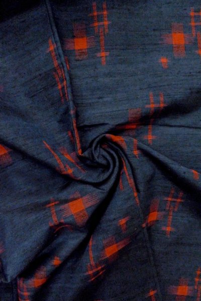 画像11: O1209K 女性用 紬   シルク（正絹） 深い藍,  十字 【中古】【USED】【リサイクル】 ★★★★☆【O1209K】 (11)