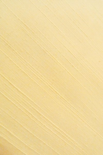 画像9: O1209L 女性用 紬   シルク（正絹） 淡いアイボリー,  花 【中古】【USED】【リサイクル】 ★★☆☆☆【O1209L】 (9)