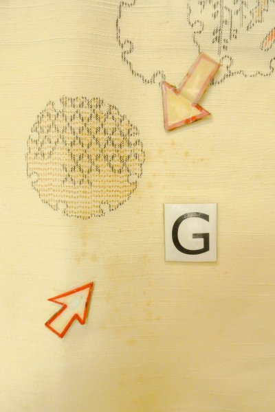 画像20: O1209L 女性用 紬   シルク（正絹） 淡いアイボリー,  花 【中古】【USED】【リサイクル】 ★★☆☆☆【O1209L】 (20)