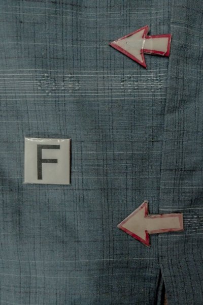 画像19: O1209N 女性用 紬   シルク（正絹） 淡い紺,  チェック柄 【中古】【USED】【リサイクル】 ★★★☆☆【O1209N】 (19)