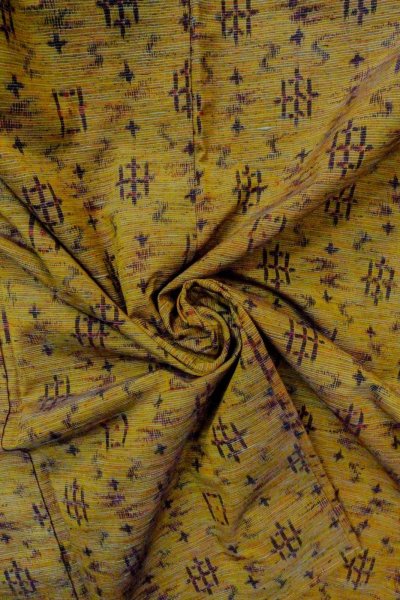 画像11: O1209Q 女性用 紬   シルク（正絹） 灰色がかった黄み茶色,  幾何学模様 【中古】【USED】【リサイクル】 ★★★★☆【O1209Q】 (11)