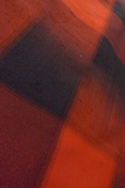 画像8: O1209R 女性用 紬   シルク（正絹） 鮮やか朱赤,  チェック柄 【中古】【USED】【リサイクル】 ★★★★☆【O1209R】 (8)