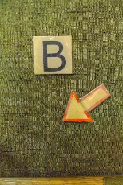 画像13: O1209T 女性用 紬   シルク（正絹） 灰色がかった緑色,  線 【中古】【USED】【リサイクル】 ★★★☆☆【O1209T】 (13)