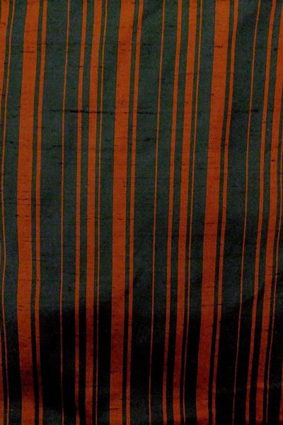 画像4: O1209V 女性用 紬   シルク（正絹） 黒,  縞 【中古】【USED】【リサイクル】 ★☆☆☆☆【O1209V】 (4)