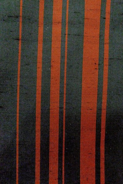 画像6: O1209V 女性用 紬   シルク（正絹） 黒,  縞 【中古】【USED】【リサイクル】 ★☆☆☆☆【O1209V】 (6)